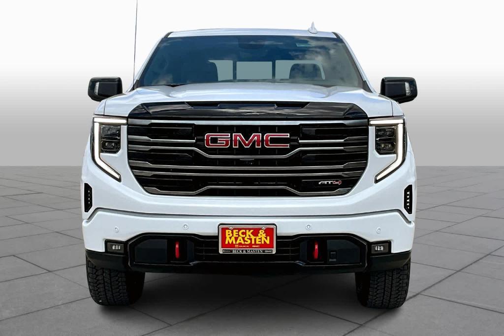 new 2025 GMC Sierra 1500 car, priced at $70,360