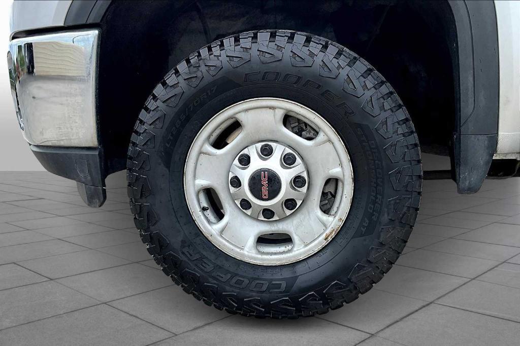used 2022 GMC Sierra 2500 car, priced at $38,539