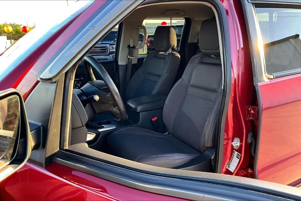 used 2022 Nissan Frontier car, priced at $28,400