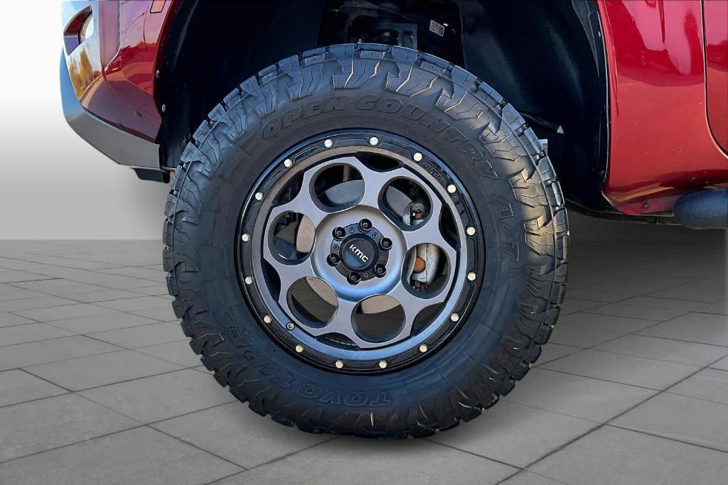 used 2022 Nissan Frontier car, priced at $28,400