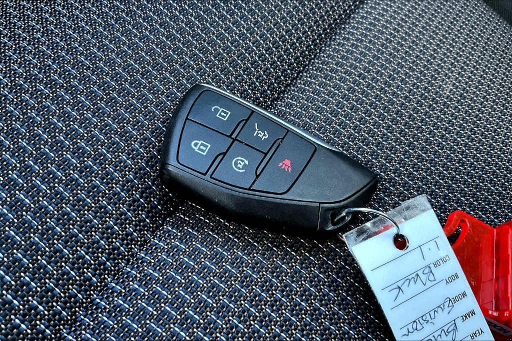 used 2022 Buick Envision car, priced at $18,400