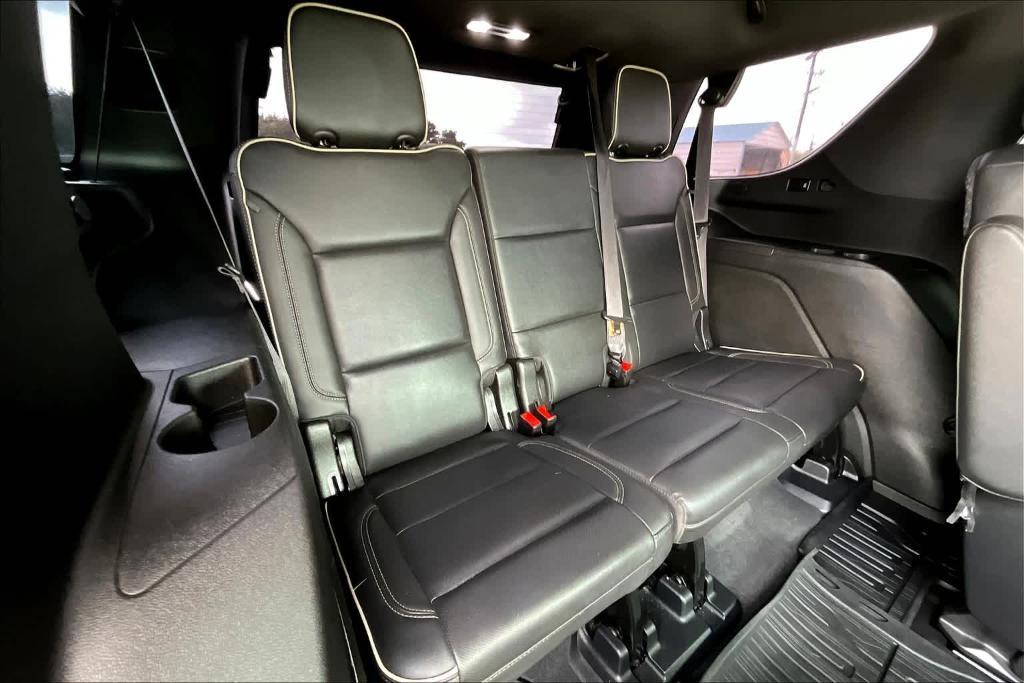 used 2021 GMC Yukon car, priced at $44,467
