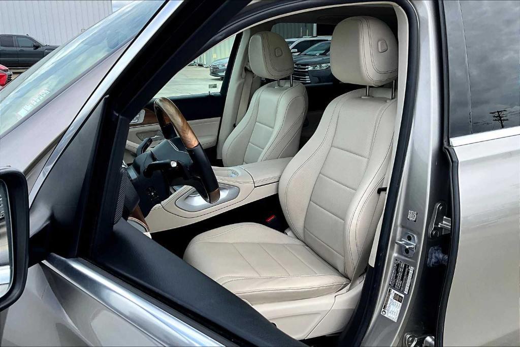 used 2022 Mercedes-Benz GLE 350 car, priced at $38,000