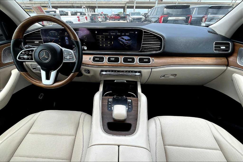 used 2022 Mercedes-Benz GLE 350 car, priced at $38,000