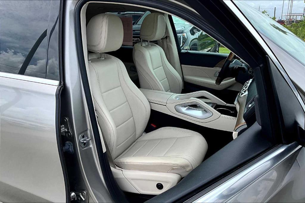 used 2022 Mercedes-Benz GLE 350 car, priced at $38,000
