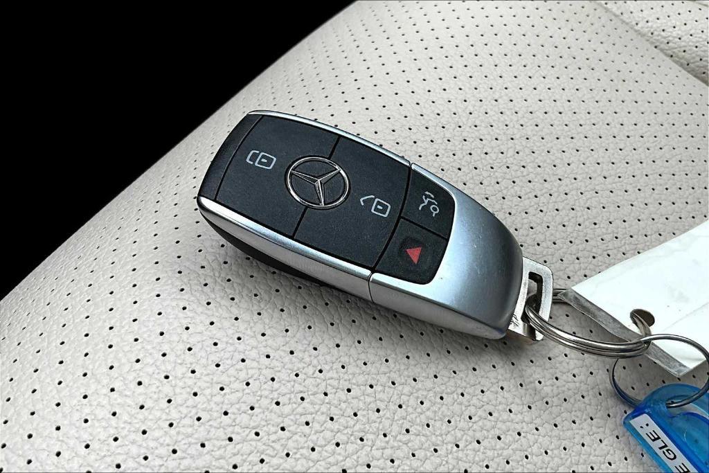 used 2022 Mercedes-Benz GLE 350 car, priced at $38,000