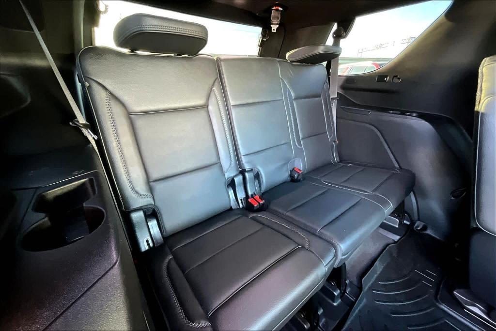 used 2021 GMC Yukon car, priced at $38,800