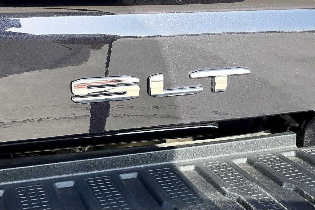 used 2025 GMC Sierra 2500 car, priced at $74,900