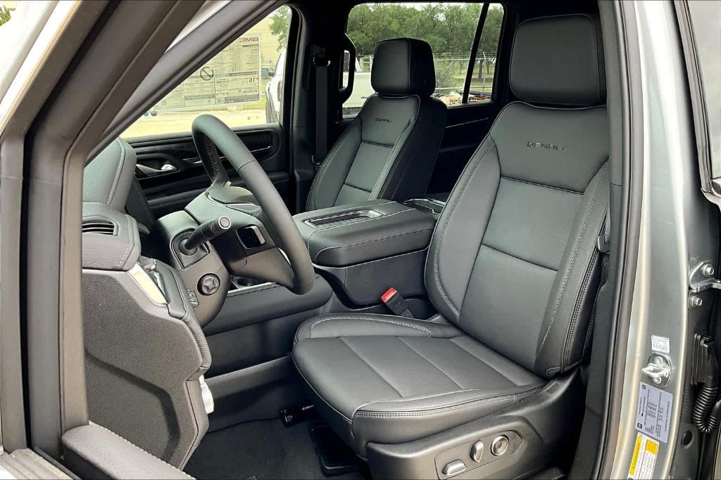 new 2024 GMC Yukon XL car, priced at $87,065