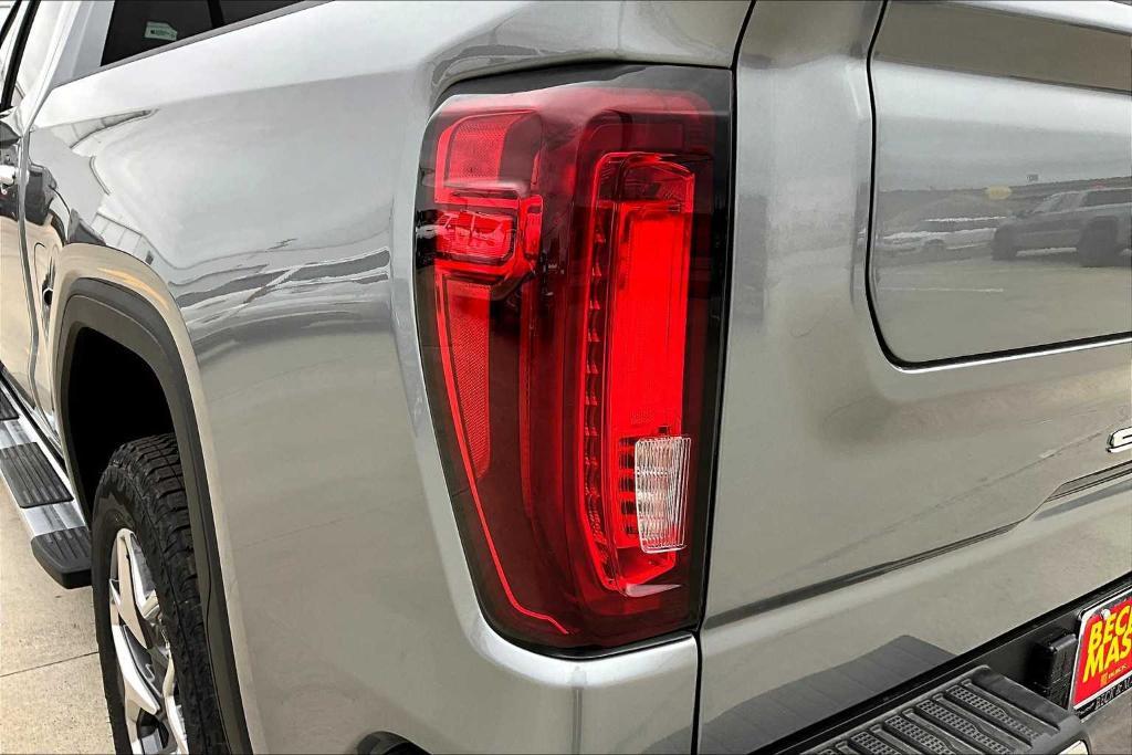 new 2025 GMC Sierra 1500 car, priced at $57,629