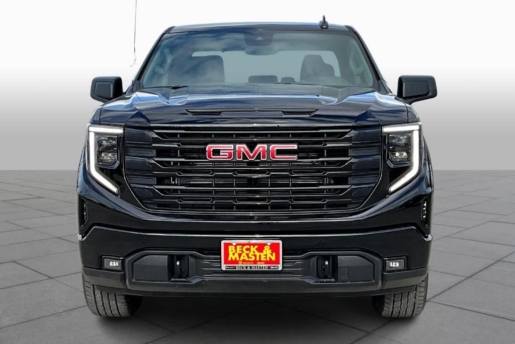 new 2025 GMC Sierra 1500 car, priced at $56,636