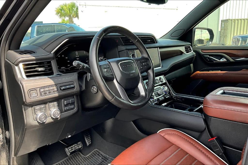 used 2023 GMC Yukon car, priced at $77,900