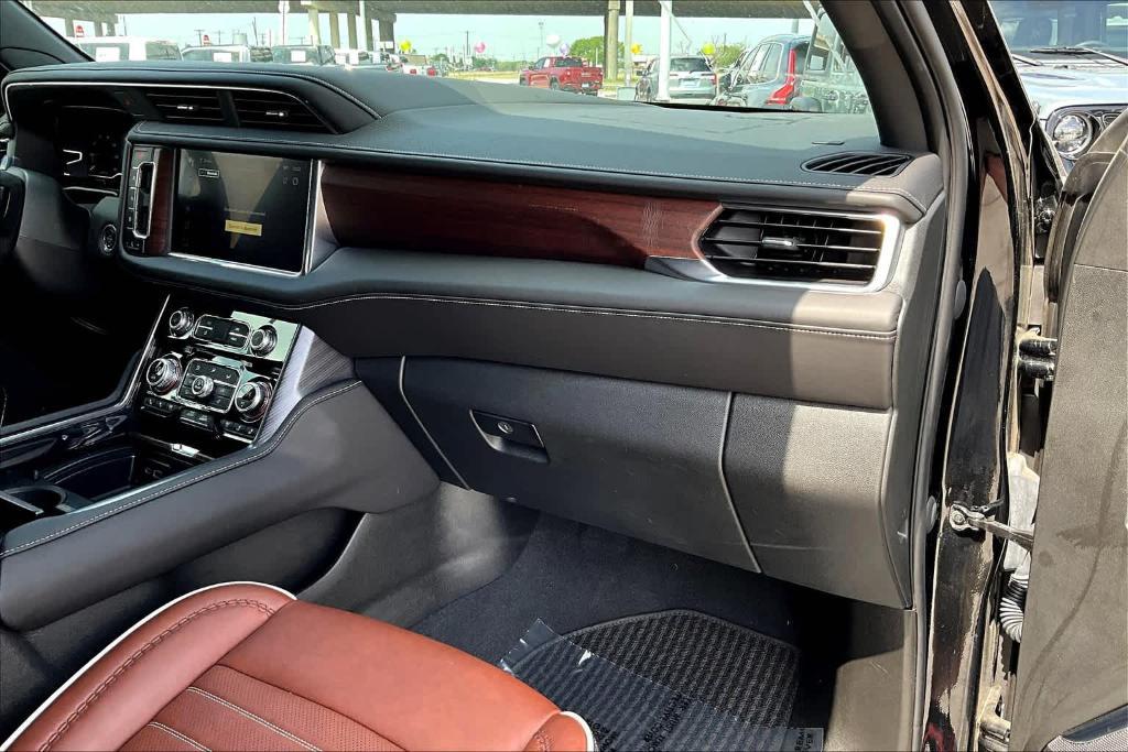 used 2023 GMC Yukon car, priced at $77,900