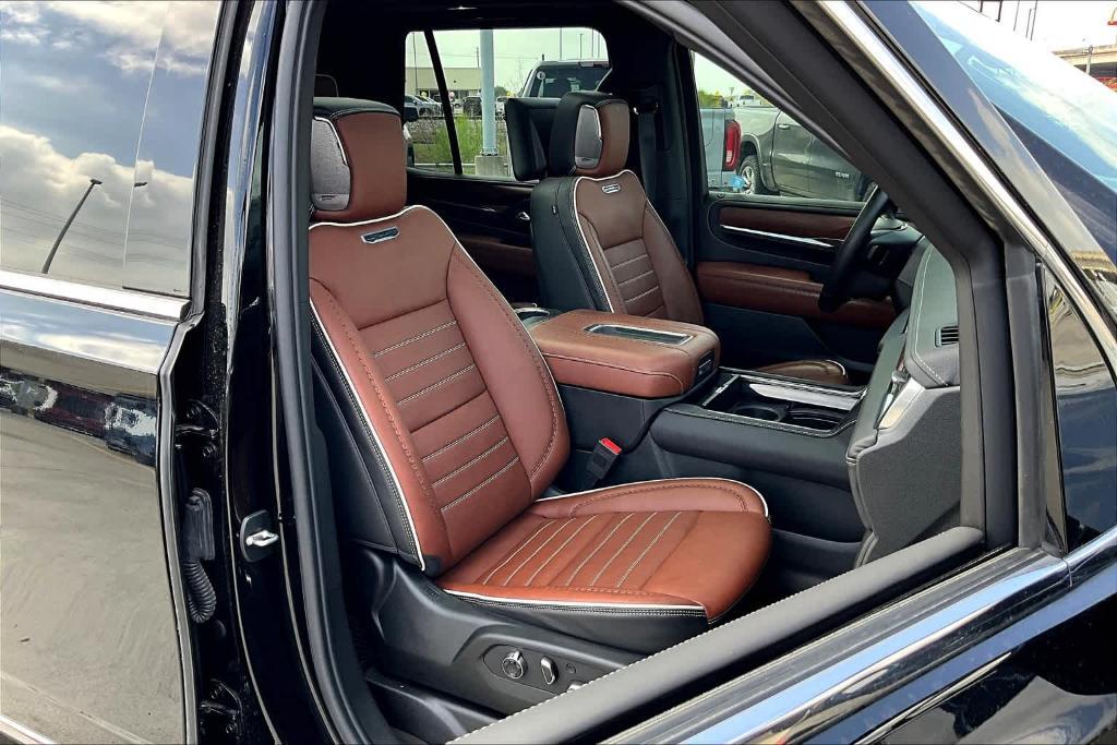 used 2023 GMC Yukon car, priced at $77,900