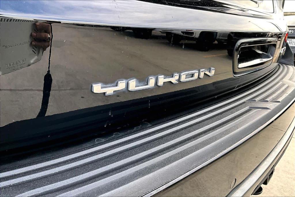 used 2023 GMC Yukon car, priced at $52,400