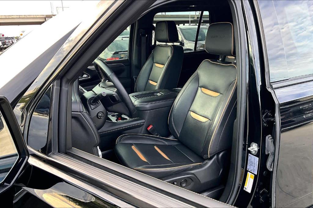 used 2023 GMC Yukon car, priced at $52,400