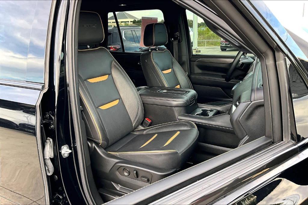 used 2023 GMC Yukon car, priced at $52,400