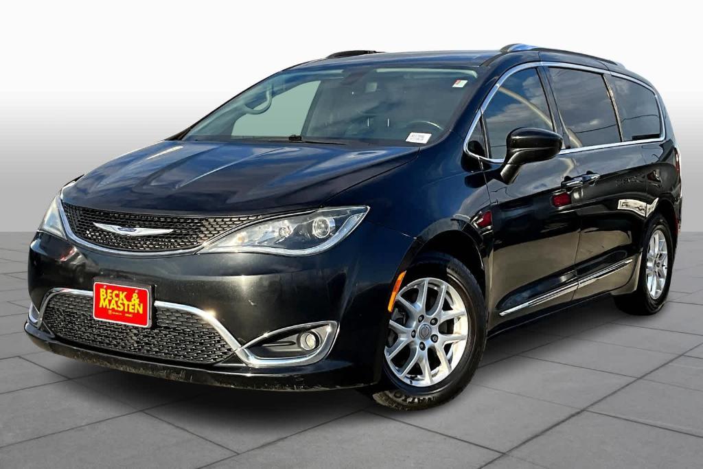 used 2020 Chrysler Pacifica car, priced at $19,980