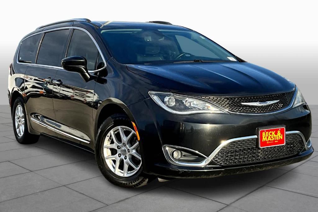 used 2020 Chrysler Pacifica car, priced at $19,980