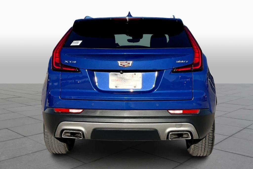 used 2022 Cadillac XT4 car, priced at $22,600
