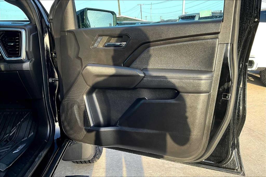 used 2024 GMC Canyon car, priced at $38,995