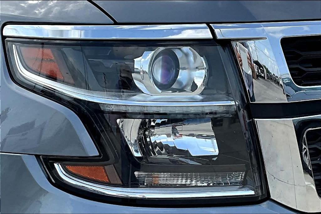 used 2020 Chevrolet Suburban car, priced at $27,600