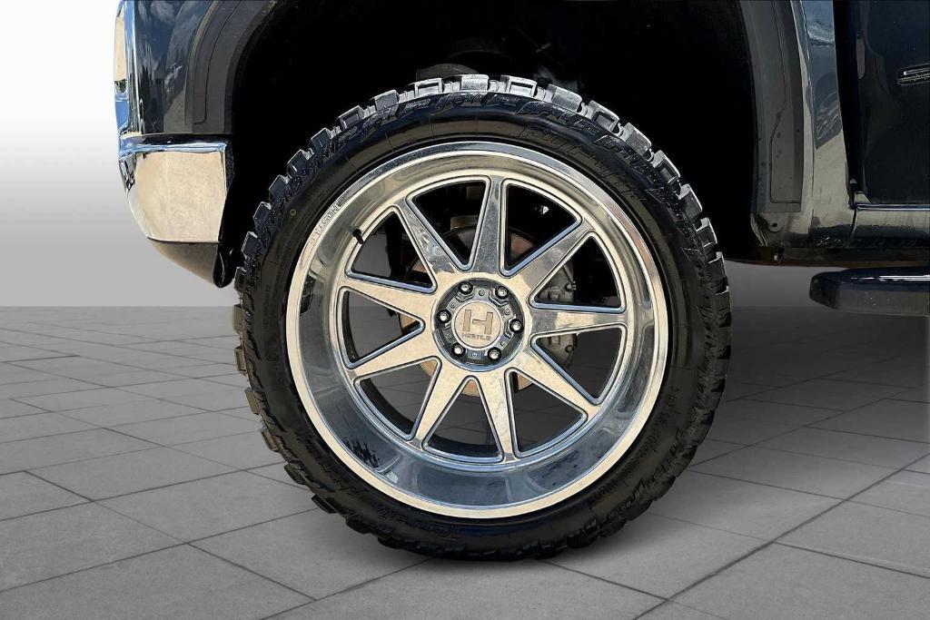 used 2022 GMC Sierra 1500 Limited car, priced at $42,784