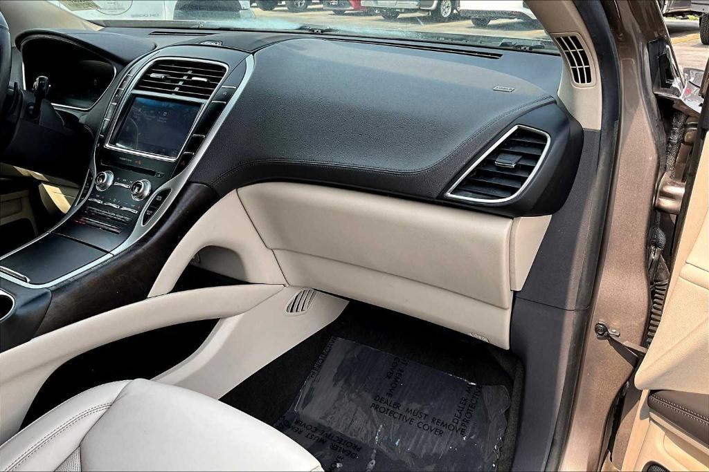 used 2019 Lincoln Nautilus car, priced at $18,900