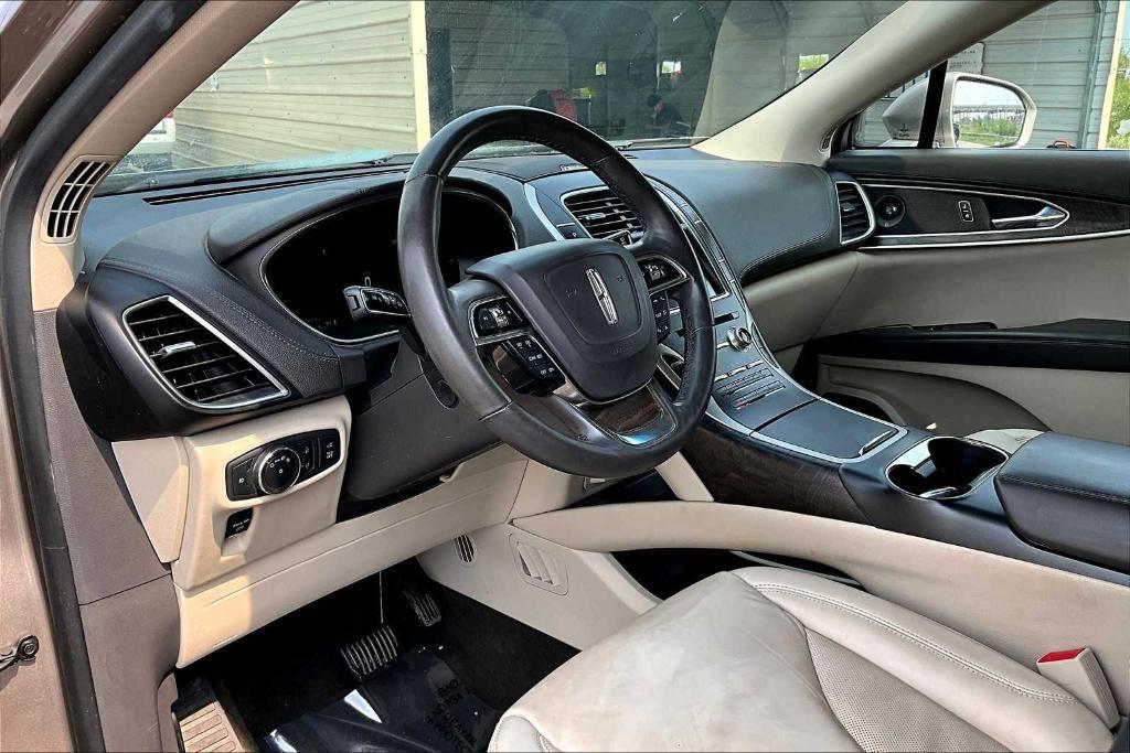used 2019 Lincoln Nautilus car, priced at $18,900