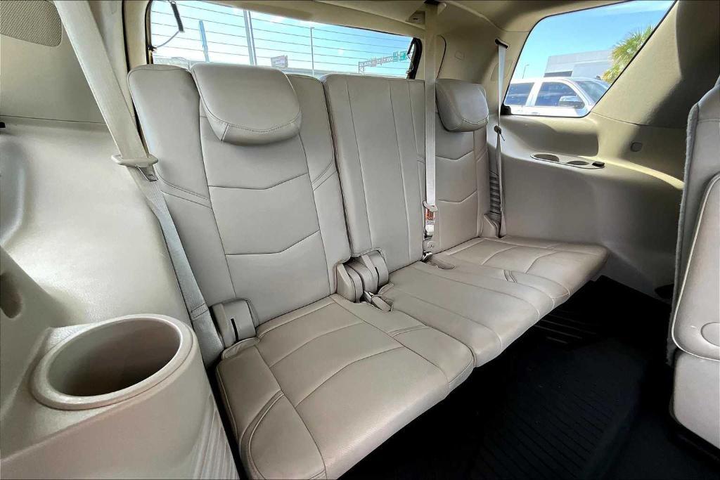 used 2020 Cadillac Escalade car, priced at $33,081