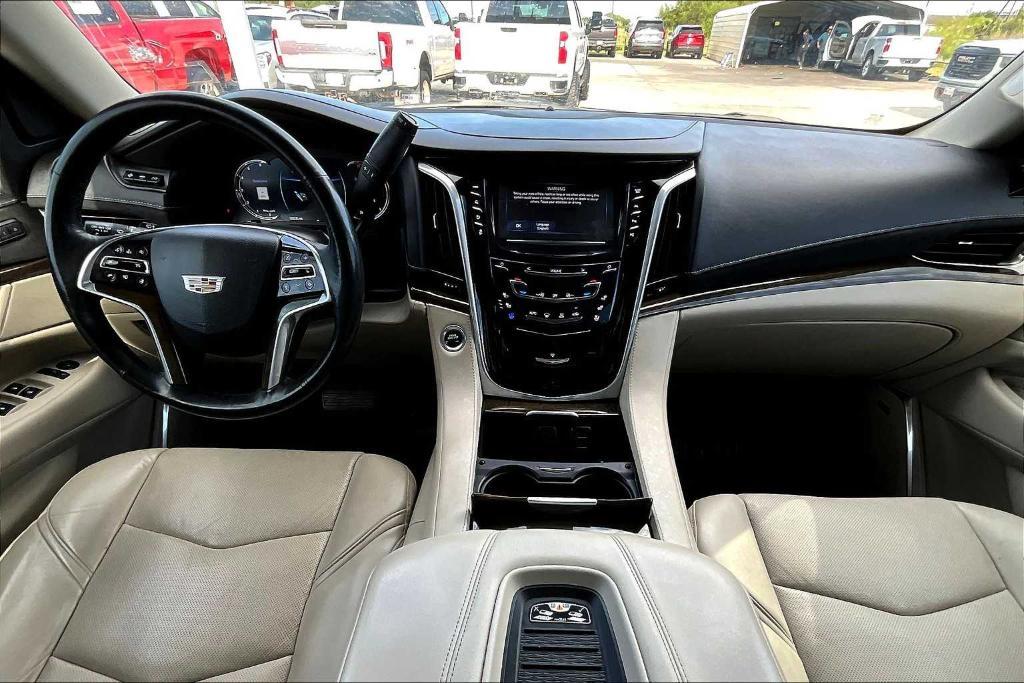 used 2020 Cadillac Escalade car, priced at $33,081