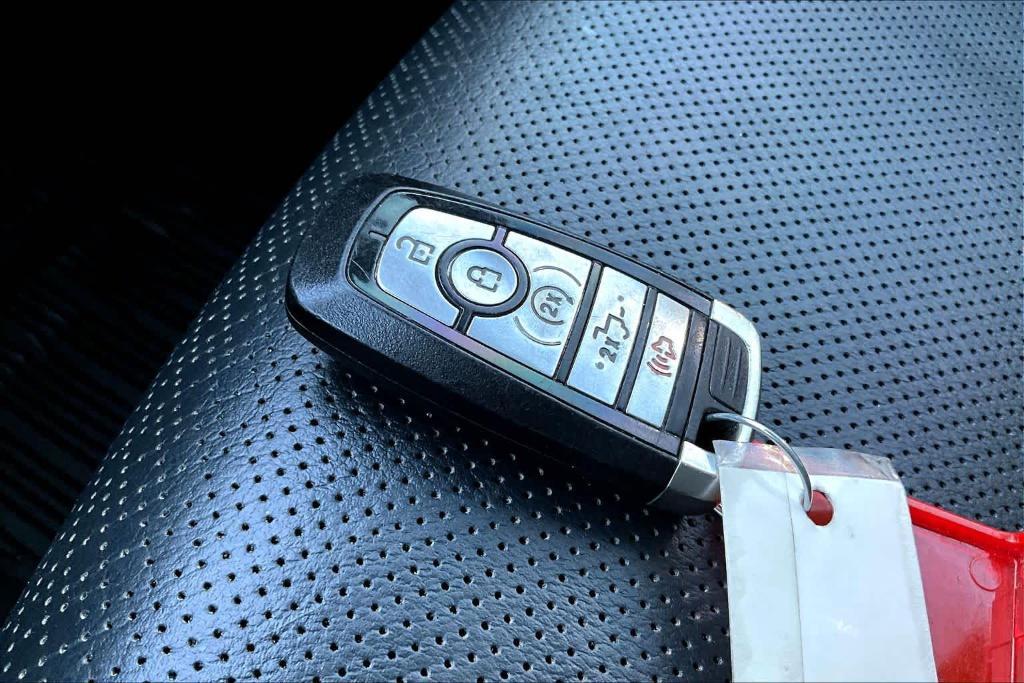 used 2021 Ford F-150 car, priced at $32,900