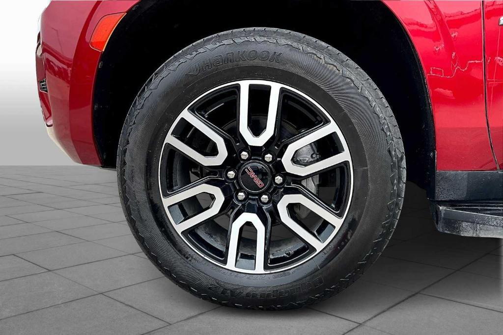used 2021 GMC Yukon car, priced at $47,400