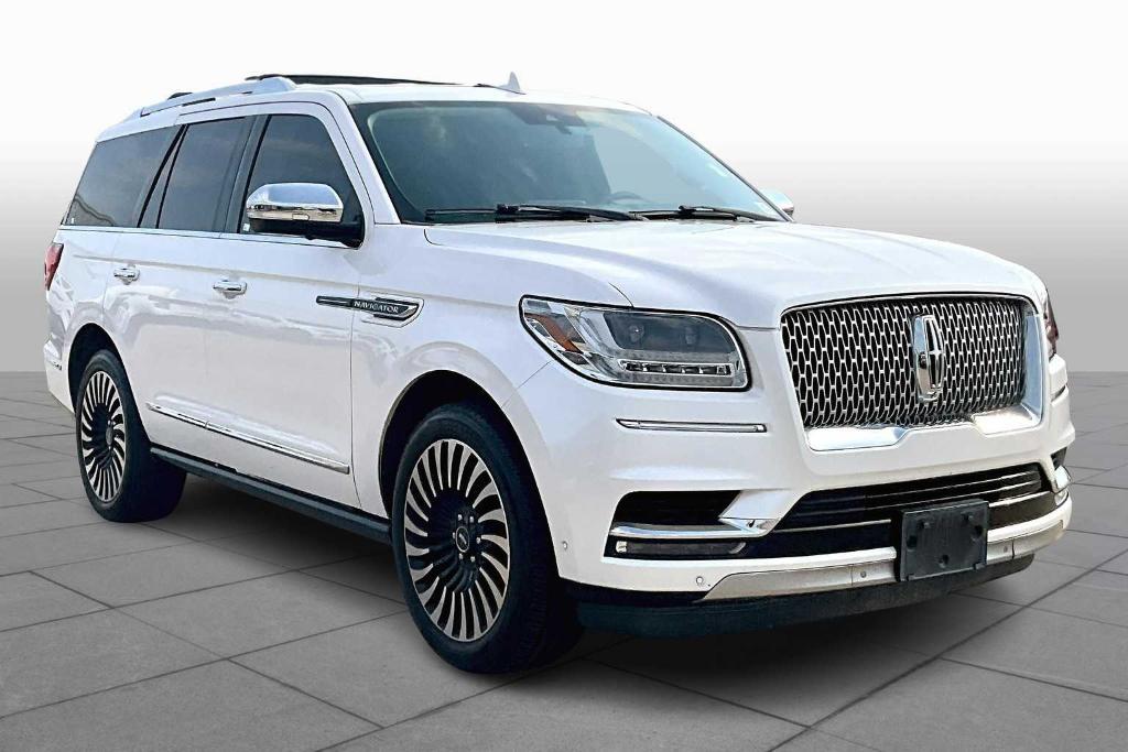 used 2019 Lincoln Navigator car, priced at $39,471