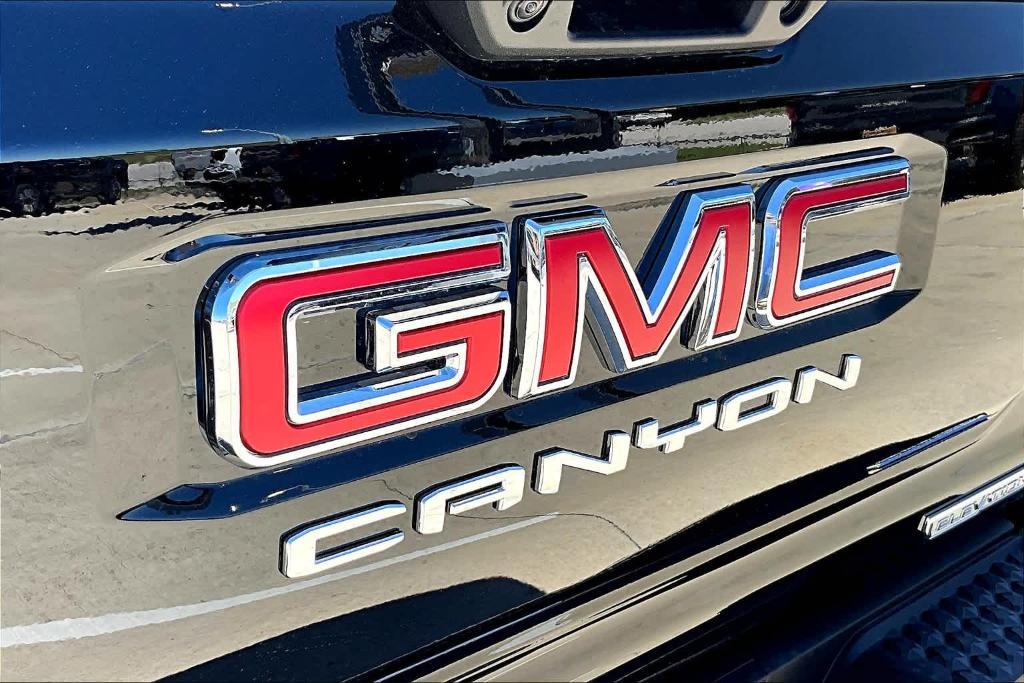 new 2024 GMC Canyon car, priced at $40,085