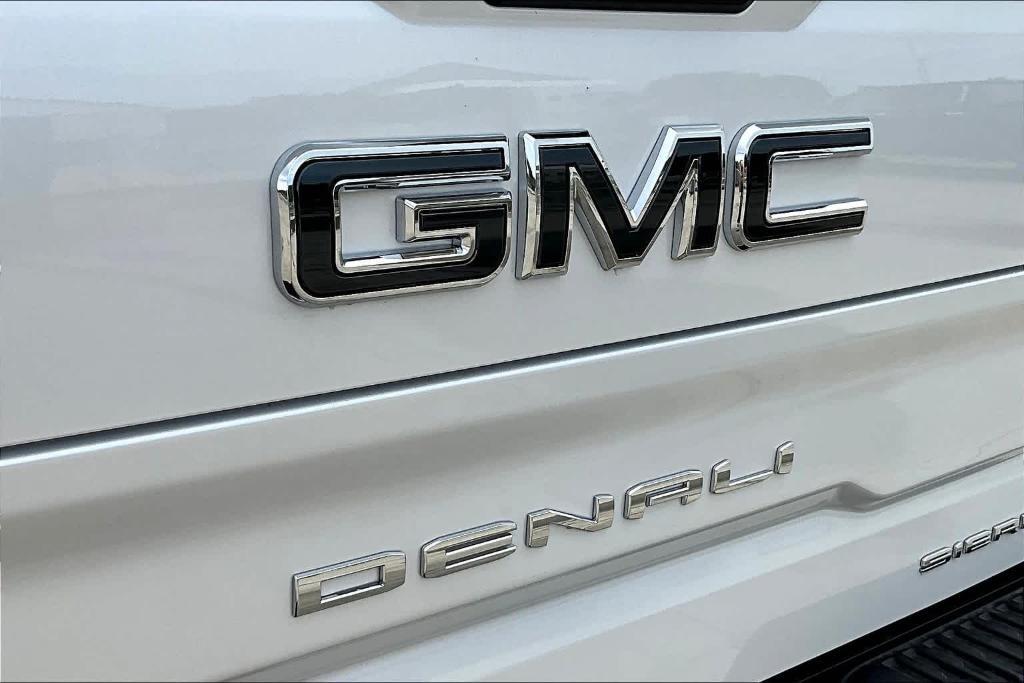 new 2024 GMC Sierra 1500 car, priced at $77,069