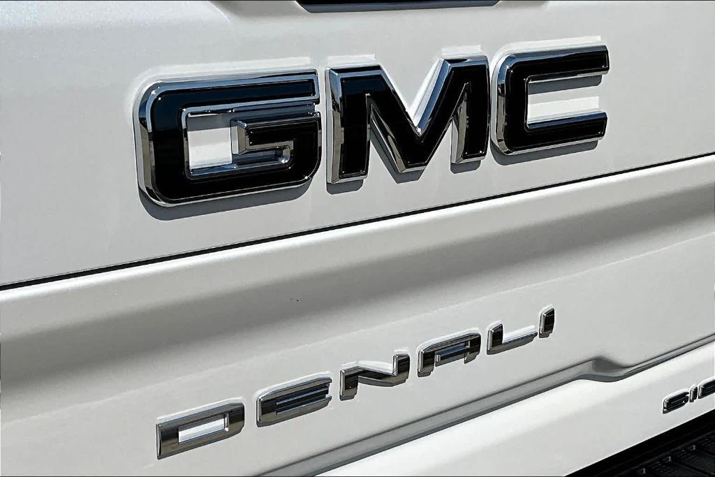 new 2025 GMC Sierra 2500 car, priced at $95,890