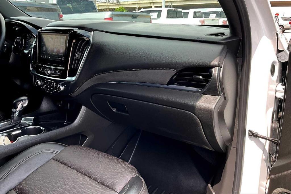 used 2023 Chevrolet Traverse car, priced at $39,995