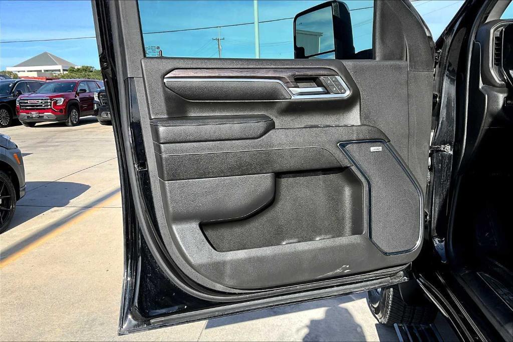 used 2024 Chevrolet Silverado 2500 car, priced at $60,893
