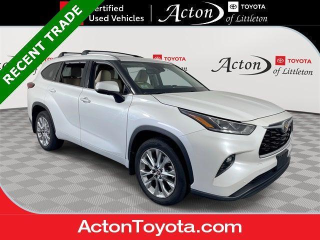 used 2022 Toyota Highlander car, priced at $37,000