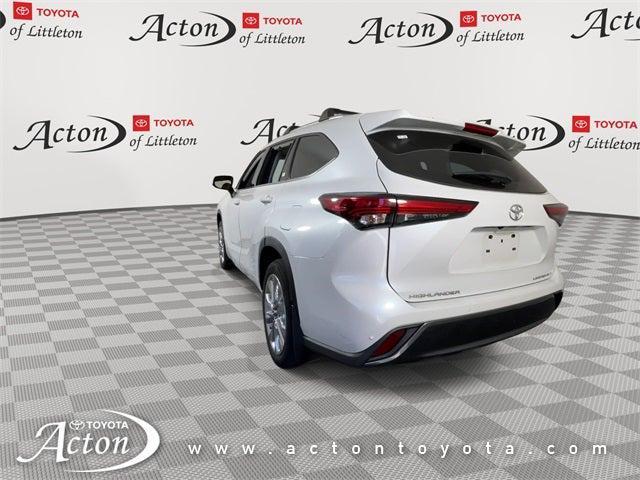used 2022 Toyota Highlander car, priced at $37,000