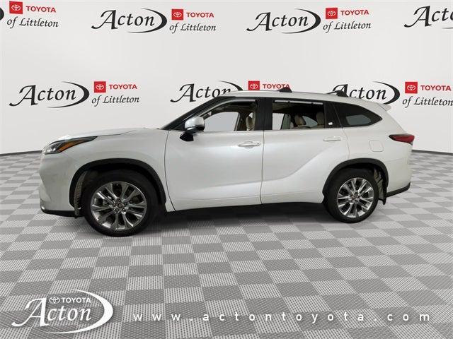 used 2022 Toyota Highlander car, priced at $37,000