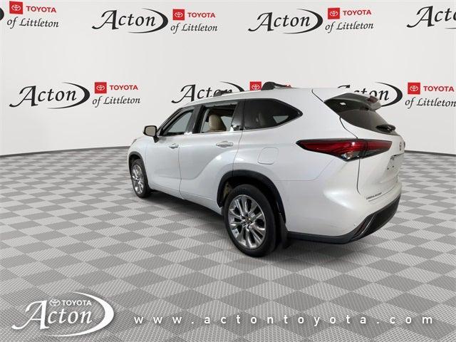 used 2022 Toyota Highlander car, priced at $37,000