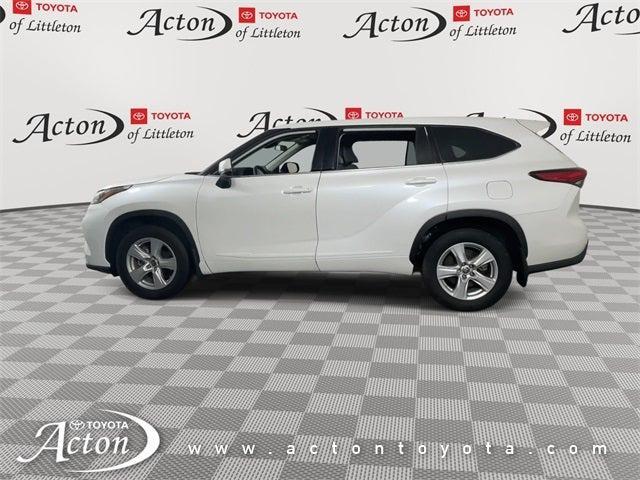 used 2022 Toyota Highlander car, priced at $32,000