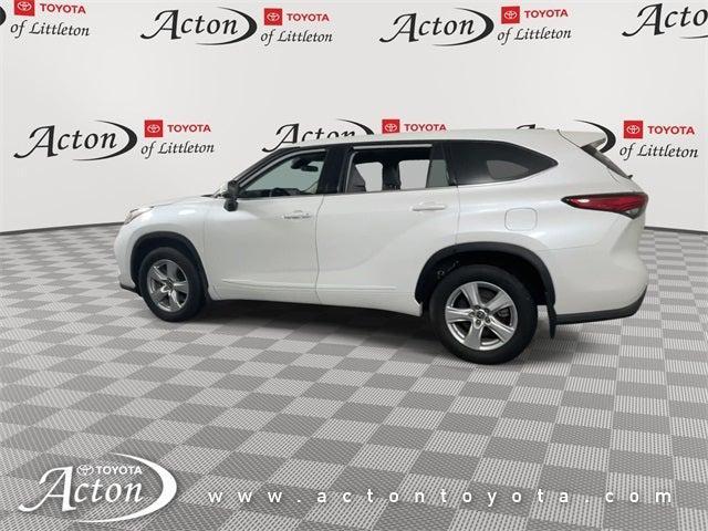 used 2022 Toyota Highlander car, priced at $32,000