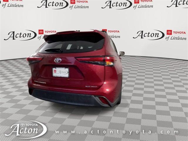 used 2022 Toyota Highlander car, priced at $37,000