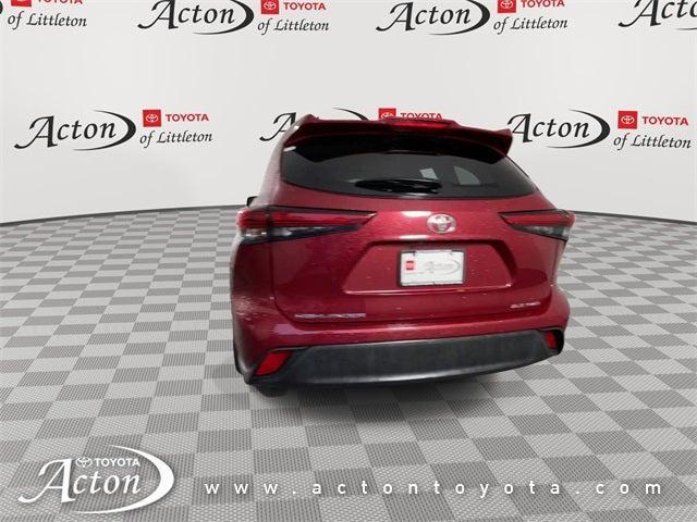 used 2022 Toyota Highlander car, priced at $37,000