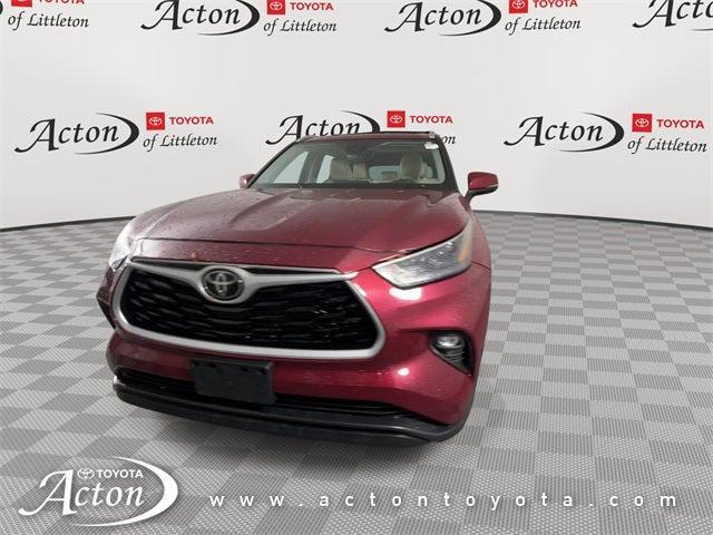 used 2022 Toyota Highlander car, priced at $37,000