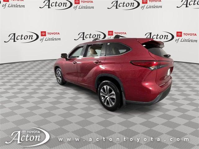 used 2022 Toyota Highlander car, priced at $37,000