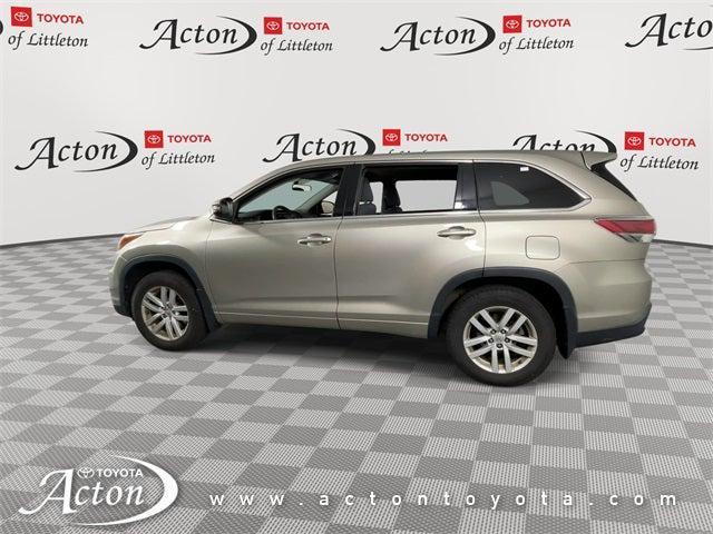 used 2015 Toyota Highlander car, priced at $16,595